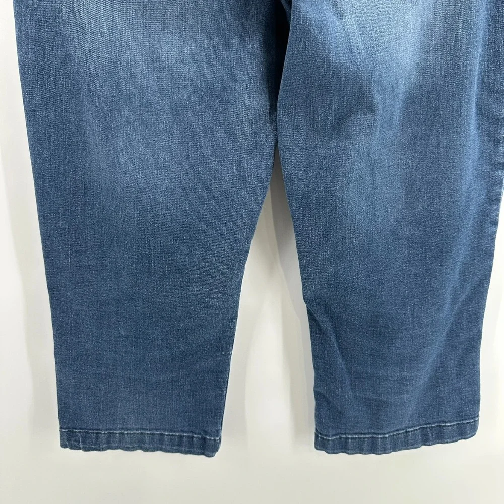 Croft & Barrow Capri Jeans Womens 12 Blue Denim Medium Wash Stretch Comfort
